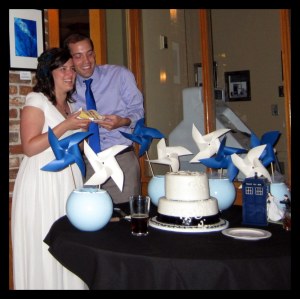 DIY wedding cake pinwheels TARDIS cake topper